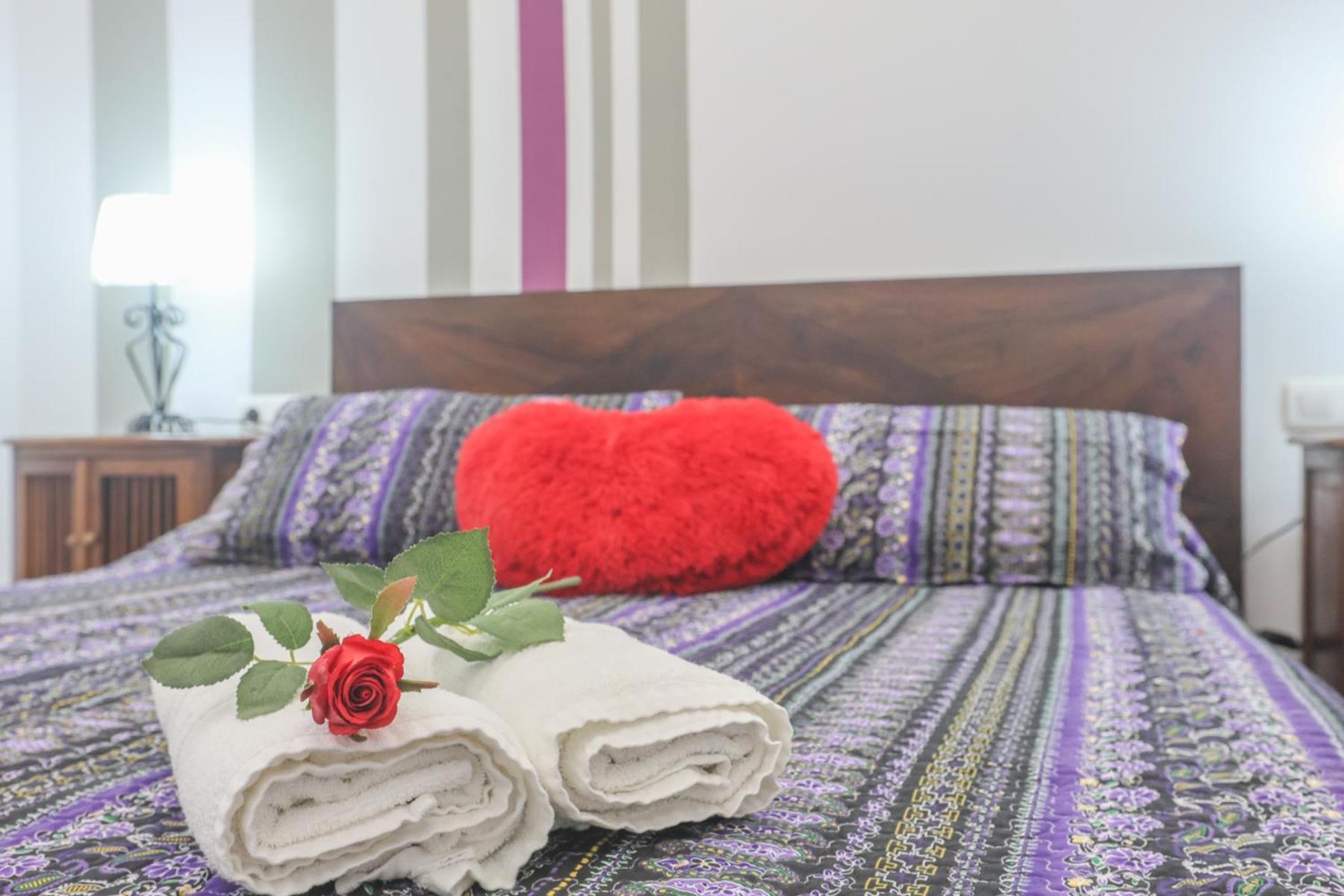 Galindo Center Premium Suites, Free Parking * Séville